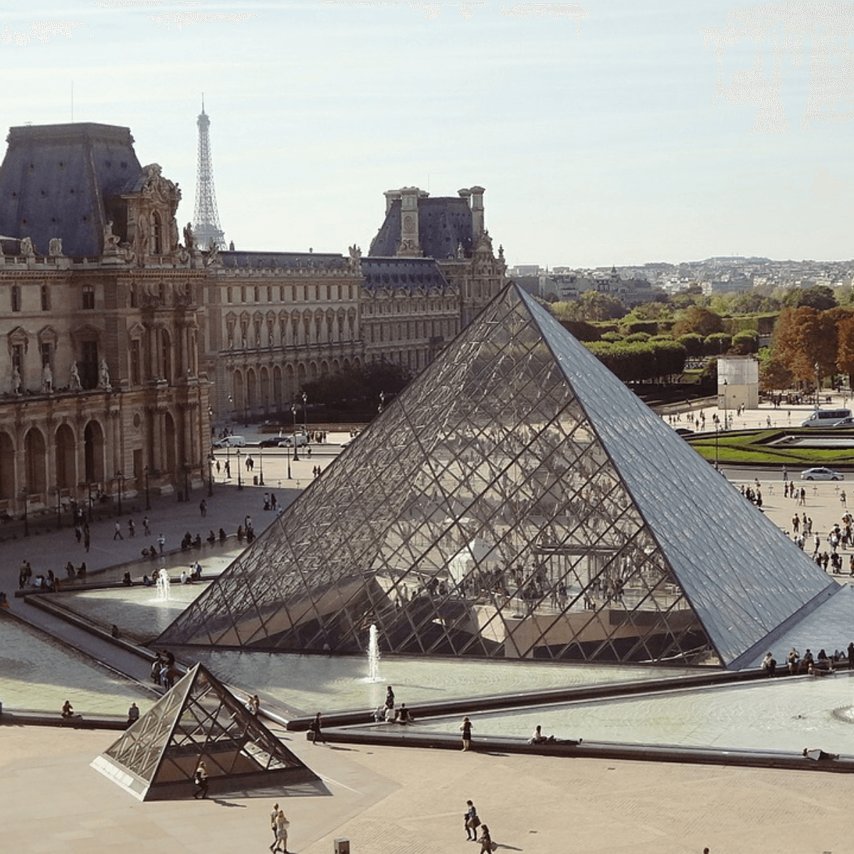 Louvre museum, muzej louvre u parizu